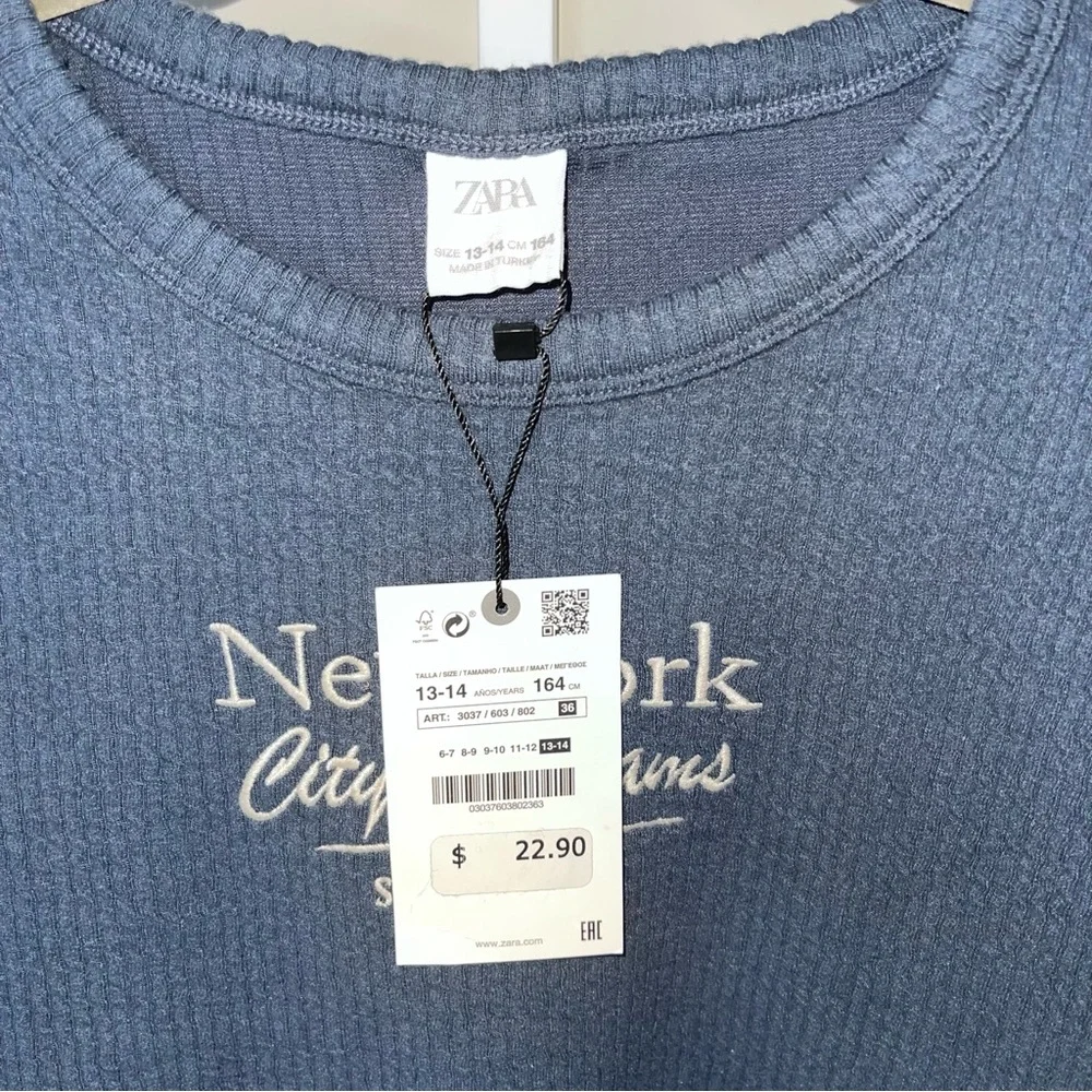 ZARA “New York City of Dreams” Waffle Knit Sweatshirt | NWT | Size 13–14 (Youth)